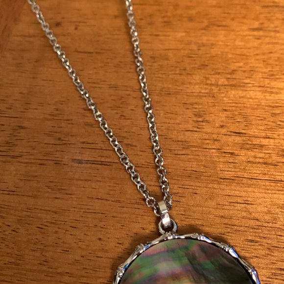 WHBM Abalone Pendant Necklace Silver Tone Metal - Picture 3 of 11